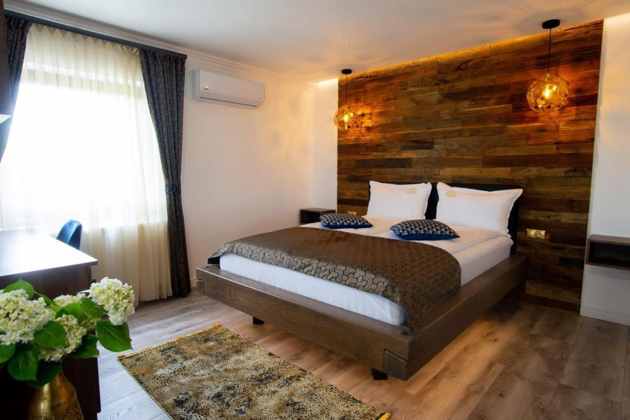 Bed and Breakfast Kotyogo Panzio à Lupeni  Extérieur photo